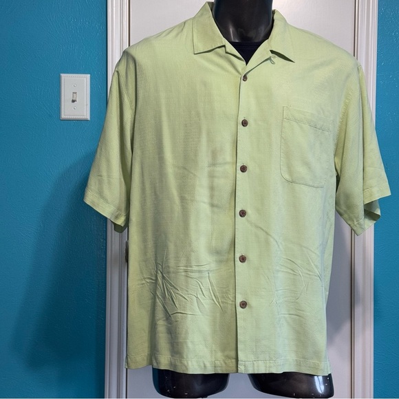 Tommy Bahama Mint 100% Silk short sleeve button down Shirt XL - Picture 2 of 14